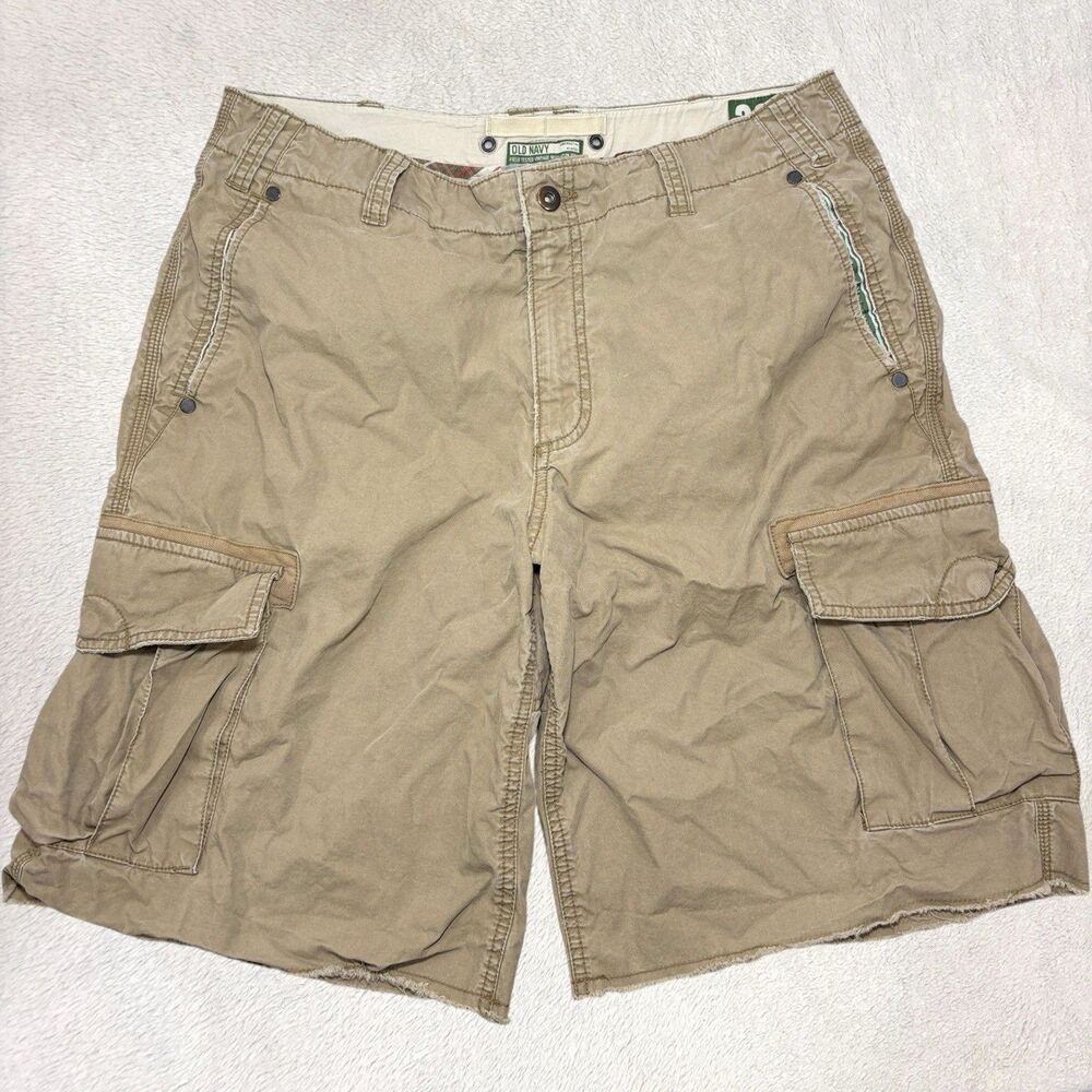 Old Navy Field Tested Vintage Regulation Issue Khaki Shorts Mens 33 Raw Hem Tan
